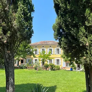 Toscane Creations -maison D'artistes Avec Piscine - A 20 Mn De Toulouse Bed & Breakfast